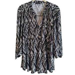 Cocomo Black White Chevron Patterned Blouse 1x